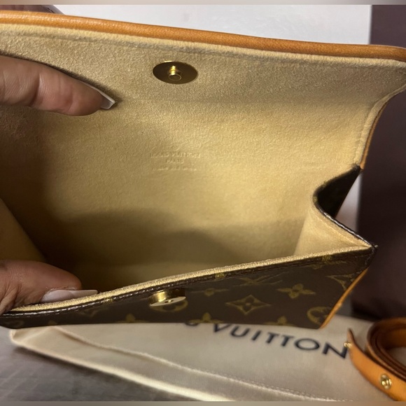 Authentic Louis Vuitton Pochette Florentine Pouch Waist Bag/ clutch/ fanny pack - Picture 5 of 12